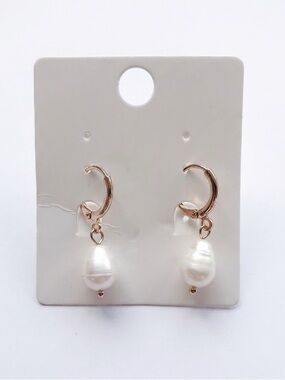 Freshwater Pearl earrings Huggies hoop earrings gold tone stainless steel